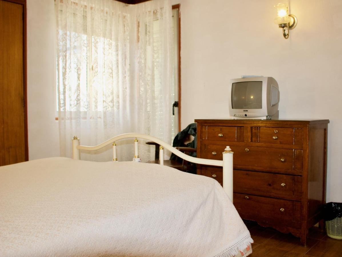 Bed and Breakfast Residencial Tarouca Fundão Exterior foto