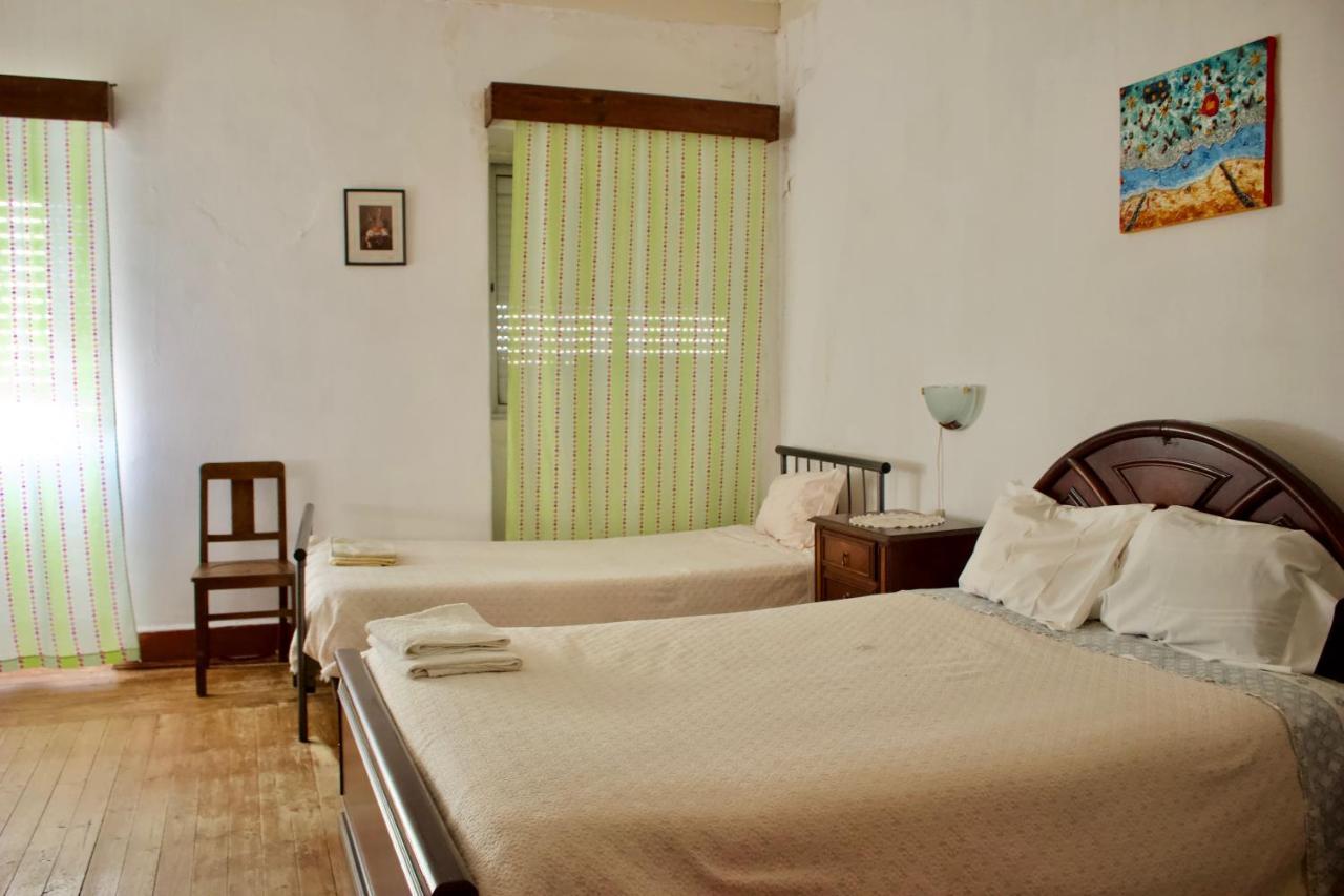 Bed and Breakfast Residencial Tarouca Fundão Exterior foto